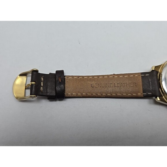 Timex Easy Reader Indiglo Gold Tone 35mm Quartz Watch Leather New Battery WR 30M - Picture 10 of 13